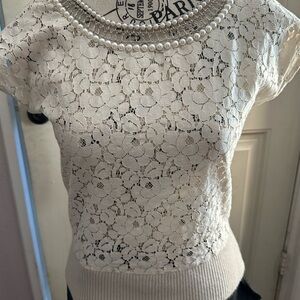Tabitha lace and cashmere cream beige shell top pearl collar detail Size XS